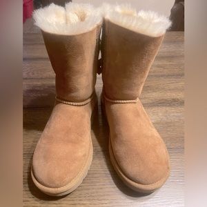 Bailey Bow ll Ugg boots